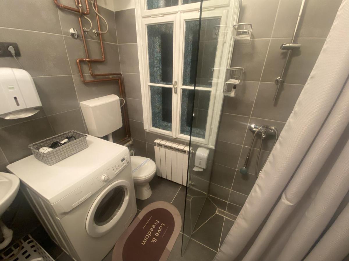 Fg Boutique Hostel Sarajevo Eksteriør bilde